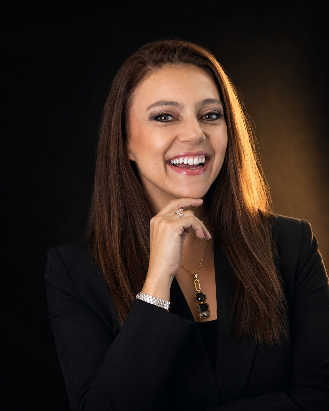 Moniqui Agnes em retrato executivo